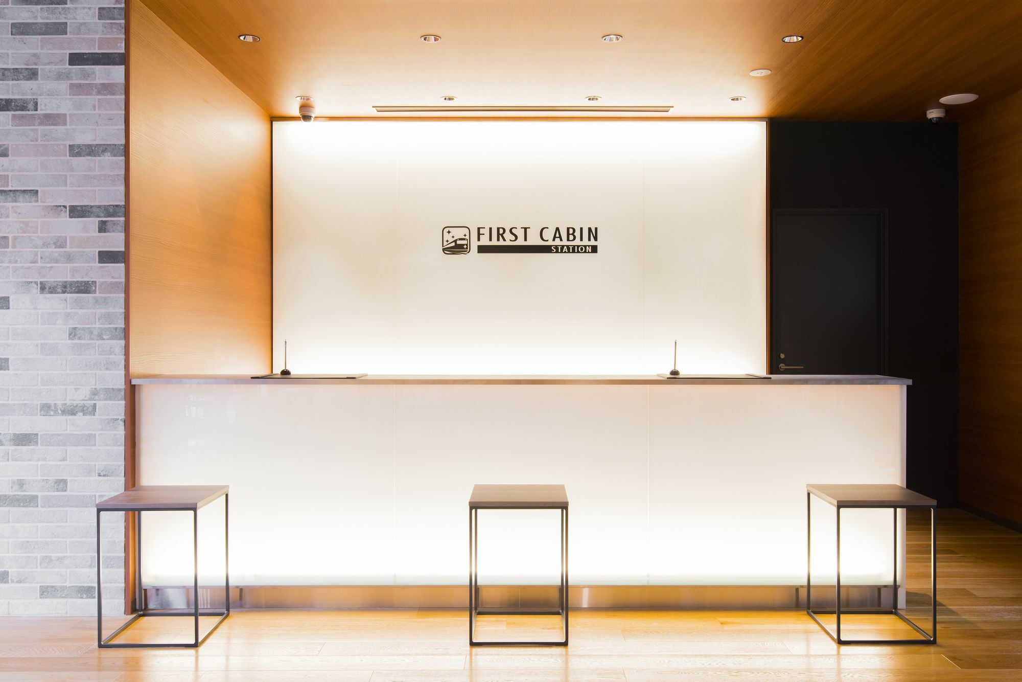 Capsule hotel First Cabin Station Abenoso Osaka
